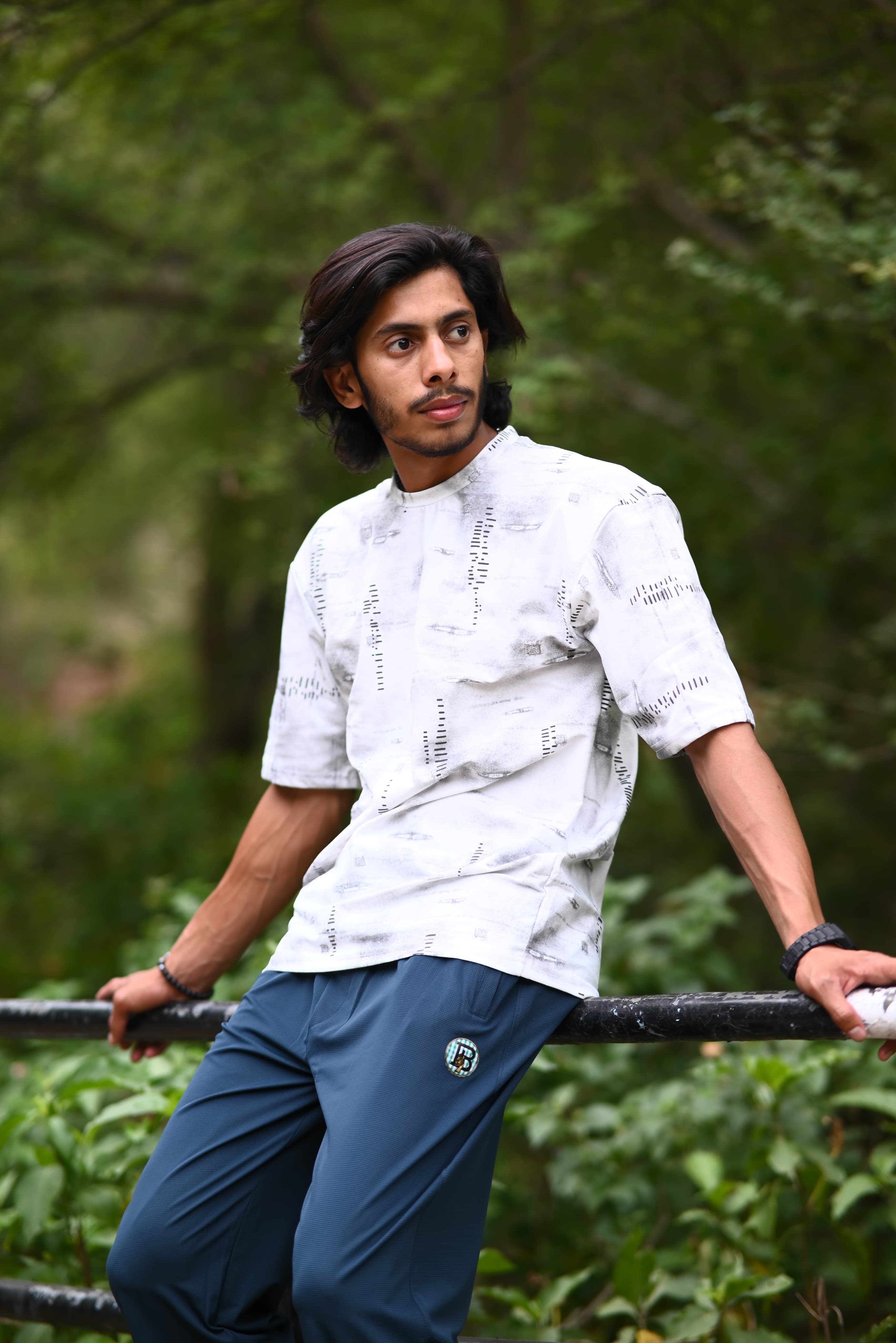 Premium Streetwear Combo — Textured Tee + Relaxed Pants
